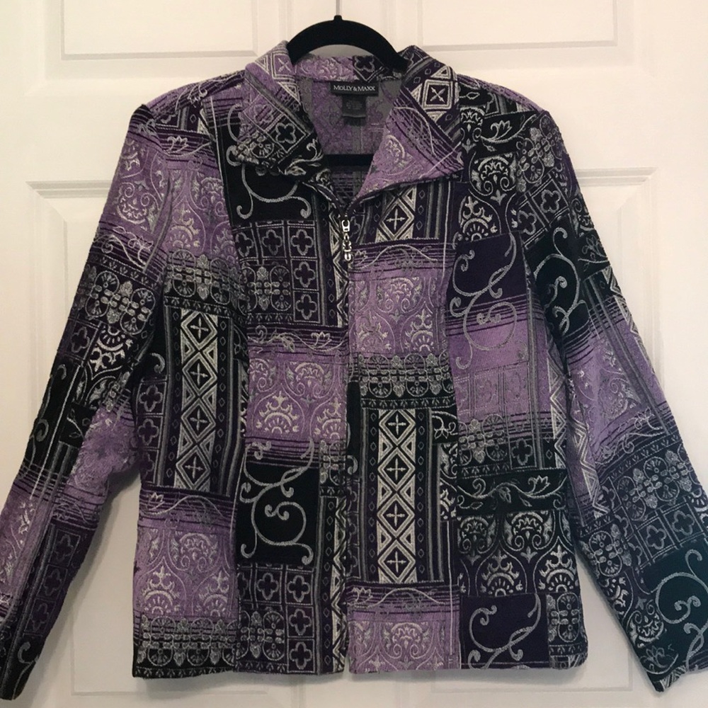 Beautiful Suit style Tapestry Jacket